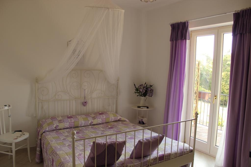 Le Rocce Bed and Breakfast SantʼAgata deʼ Goti Buitenkant foto