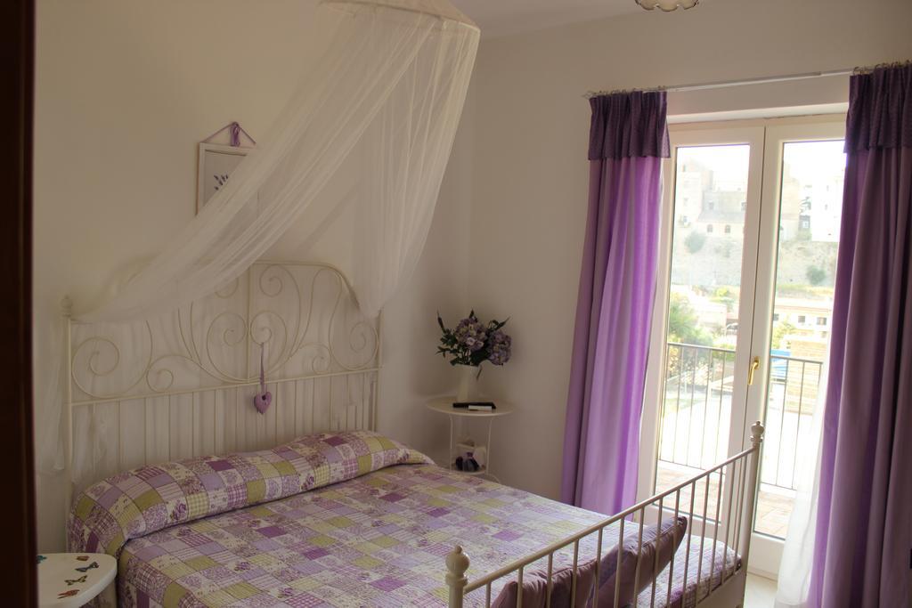 Le Rocce Bed and Breakfast SantʼAgata deʼ Goti Buitenkant foto