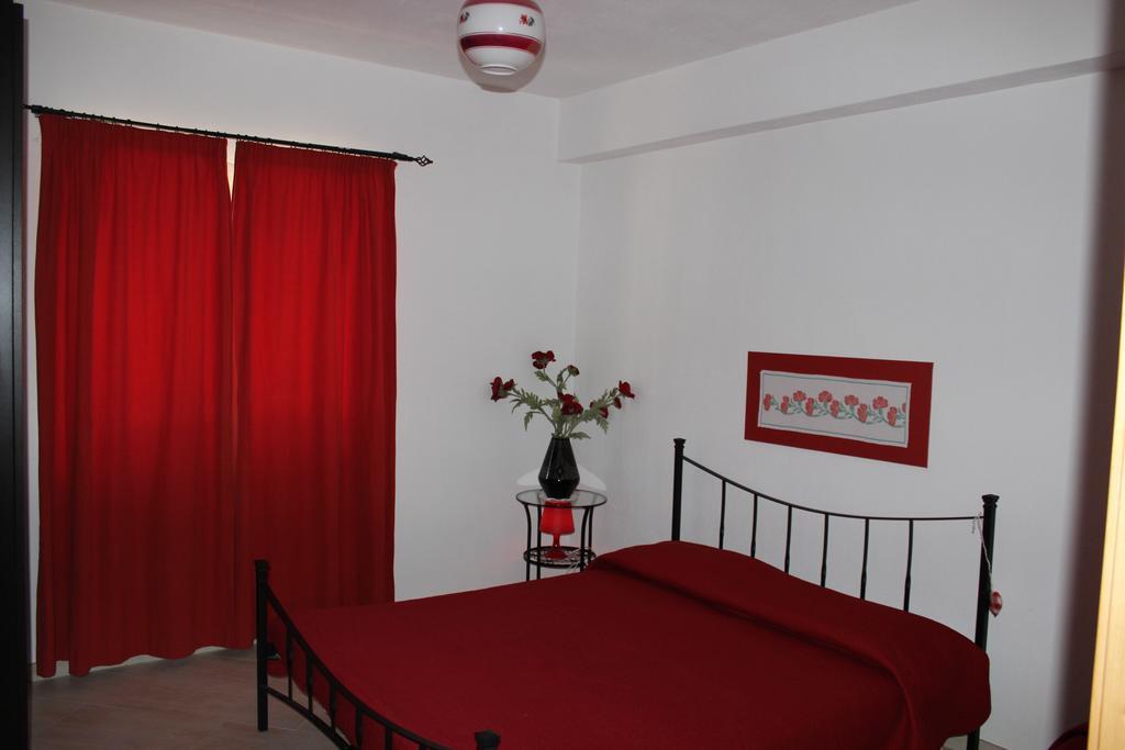 Le Rocce Bed and Breakfast SantʼAgata deʼ Goti Buitenkant foto