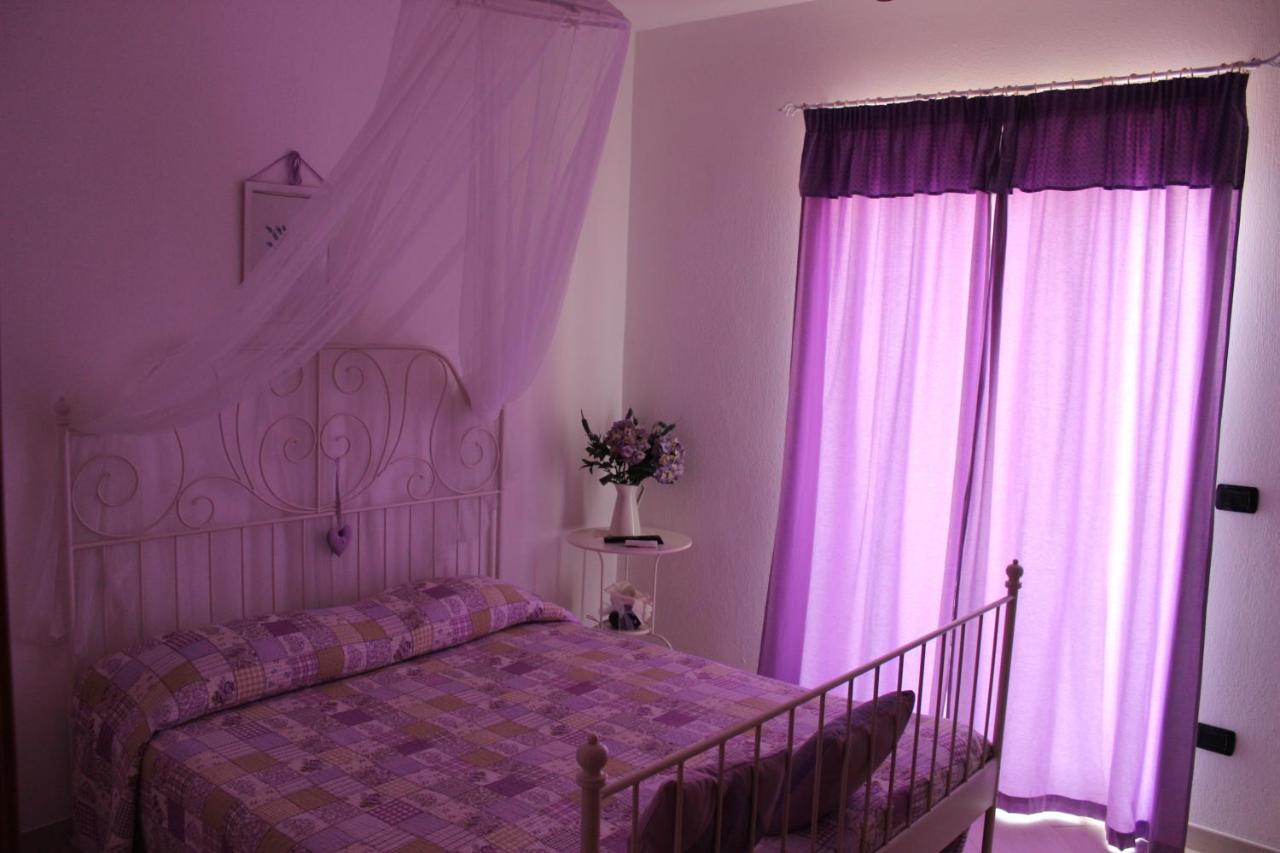 Le Rocce Bed and Breakfast SantʼAgata deʼ Goti Kamer foto